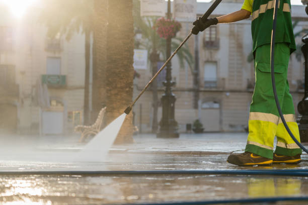 Best Gas Station Cleaning  in Redington Shores, FL